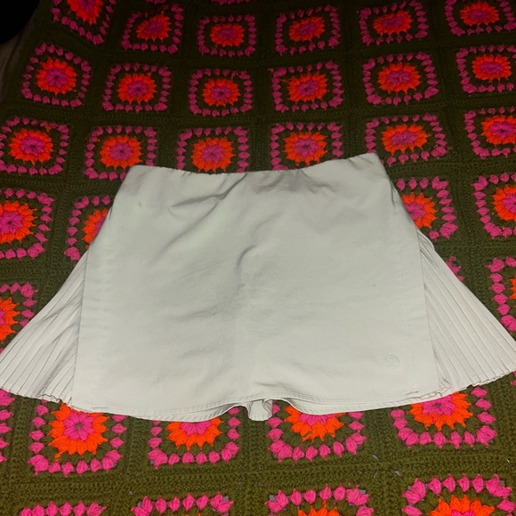 Lululemon Athletica Light Mint Skort - Picture 1 of 5